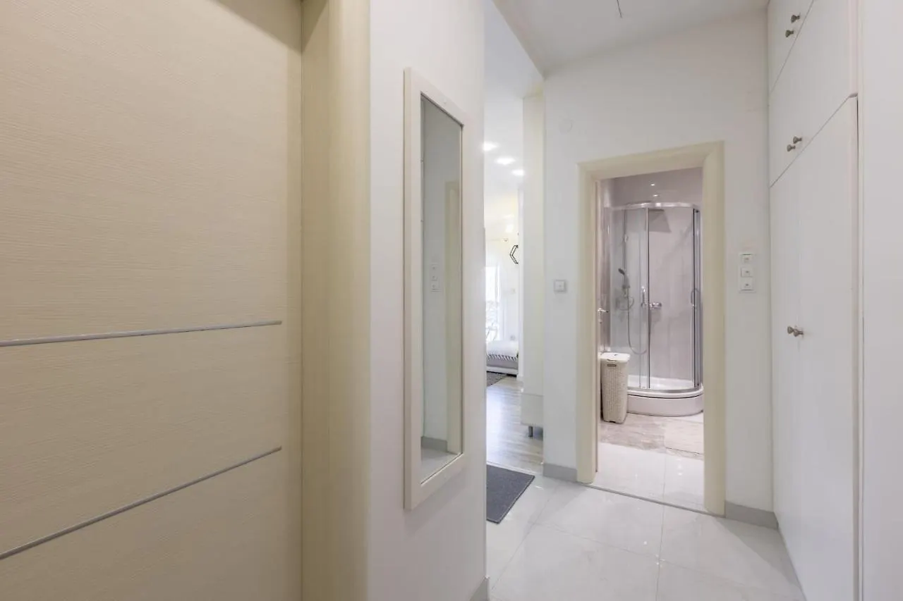 Marijeta Apartman+Besplatan Parking Apartment Kastela